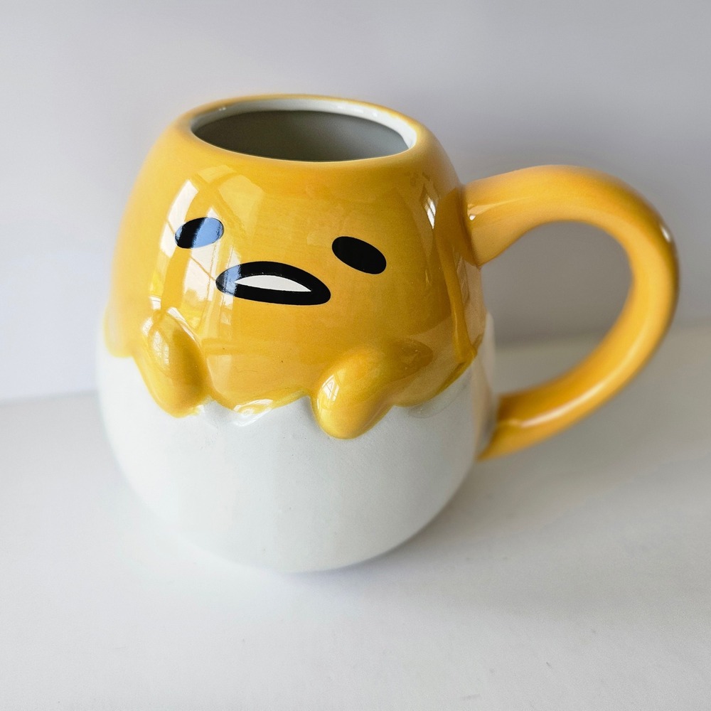 NEW Sanrio‎ Gudetama Lazy Egg Mug Cup 20oz Sculpted Silver Buffalo World Market